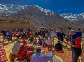 Kasbah Du Roches Armed
